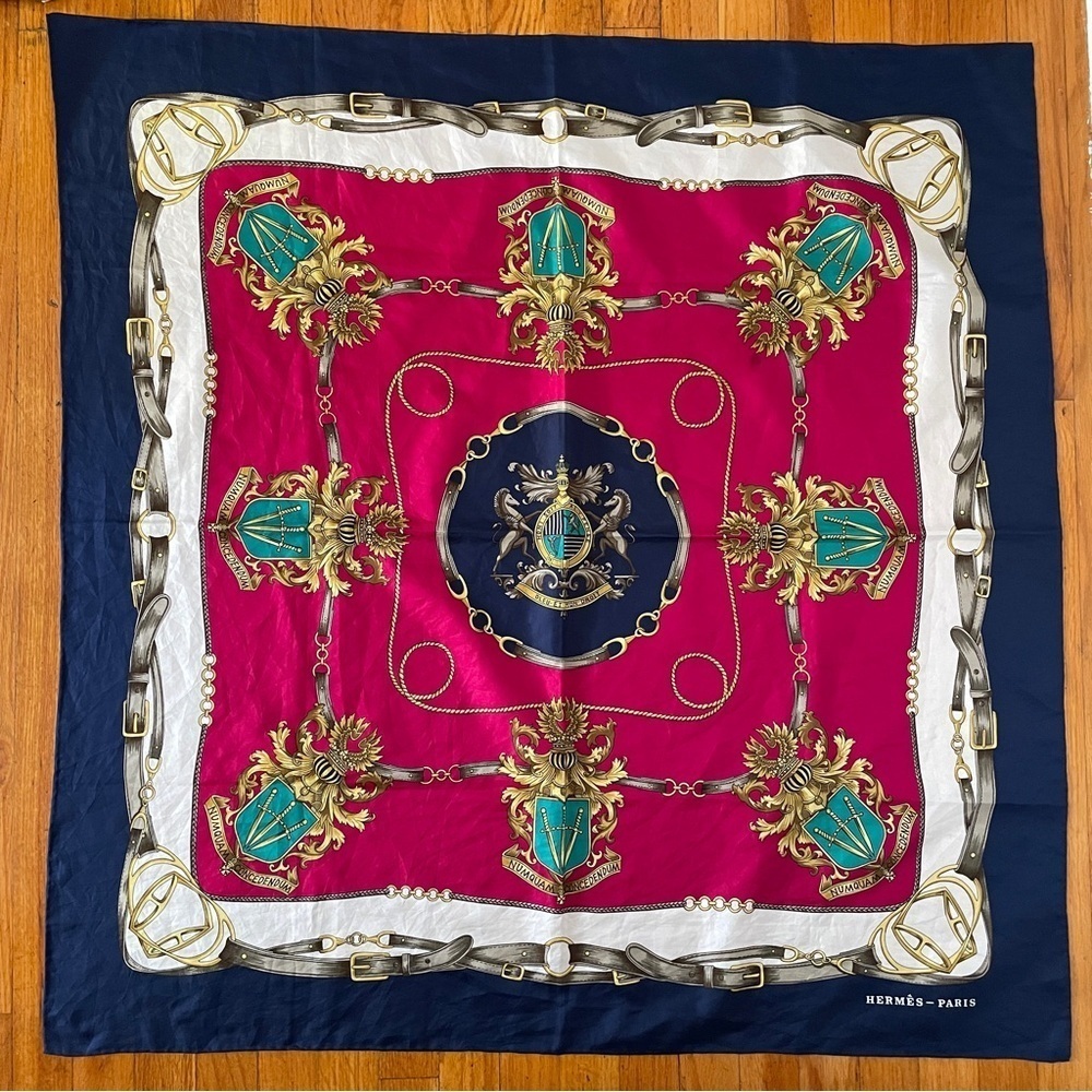 Hermes Scarf equestrian square horse bit Americana swords crest royalty rope - Picture 13 of 13